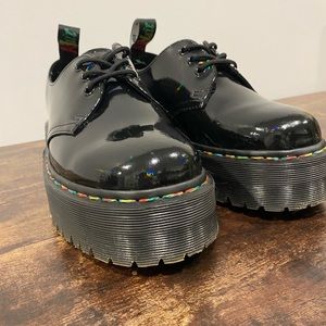 Dr. Marten Oilslick/Rainbow Patent Platform Oxfords, Size 9